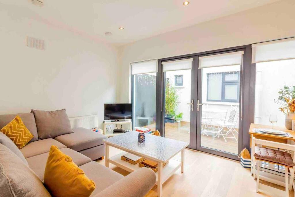 Newly Refurbished Traditional Cottage Blackrock Blackrock  Exterior foto